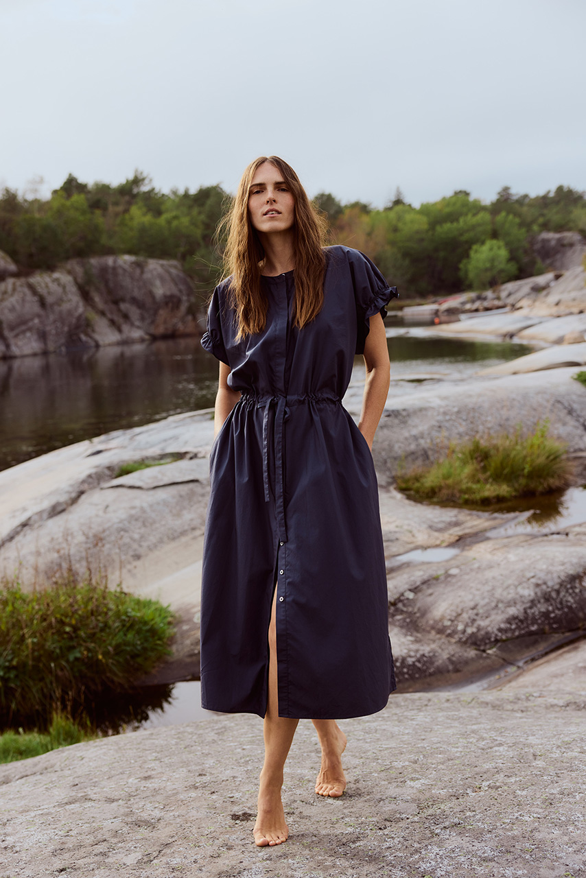 Katrin Uri - Tracy Midi Kjole - Navy