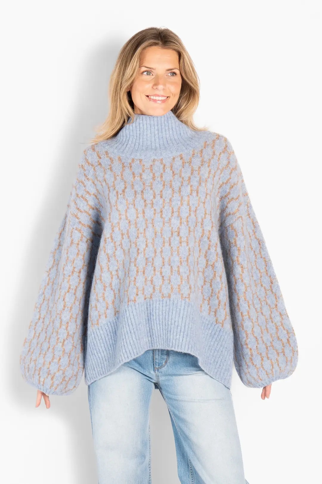 HÉST - Fam New Pattern Genser - Skyway