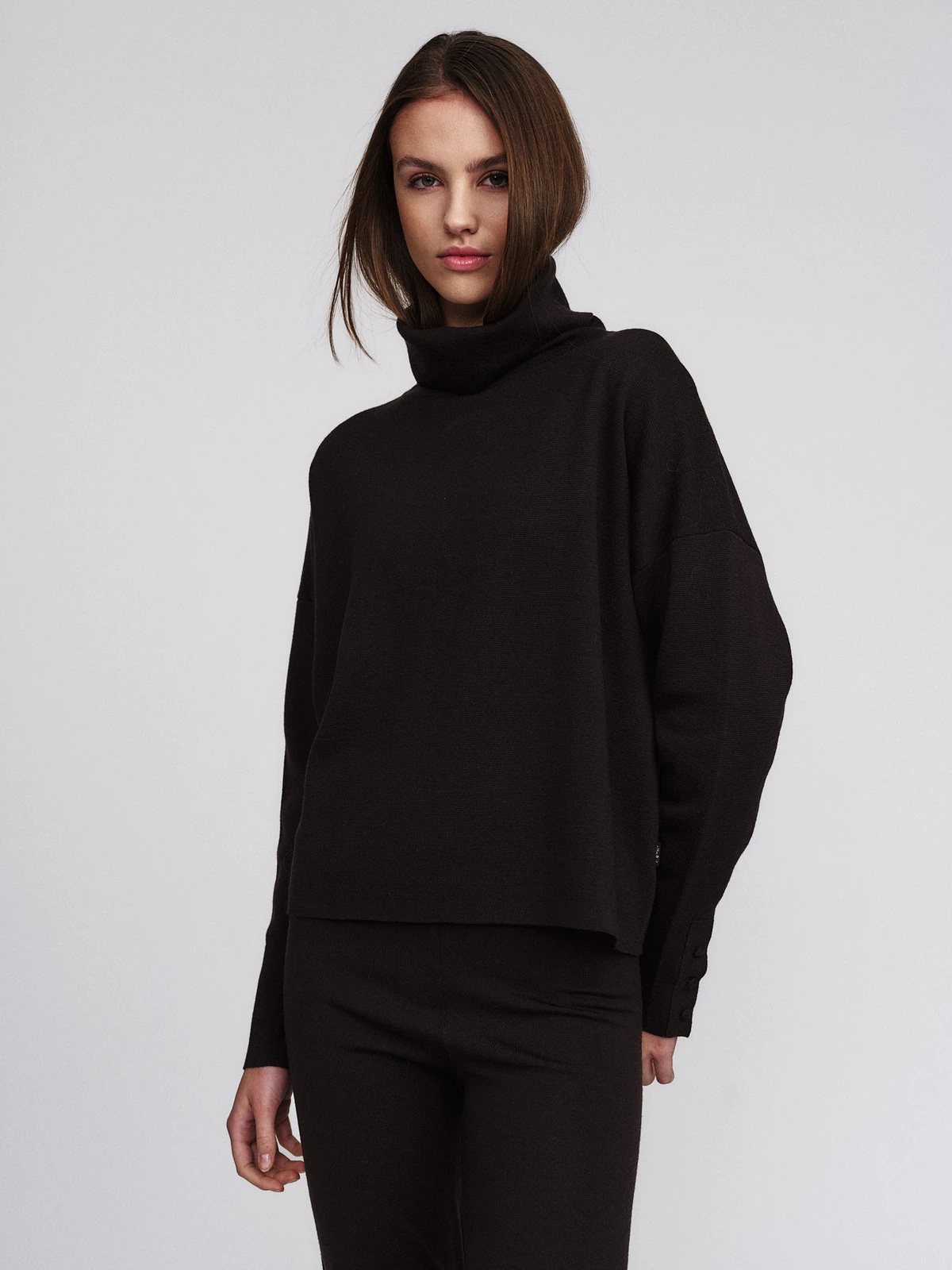 Ella & il - Tyra Merino Genser - Dark Brown