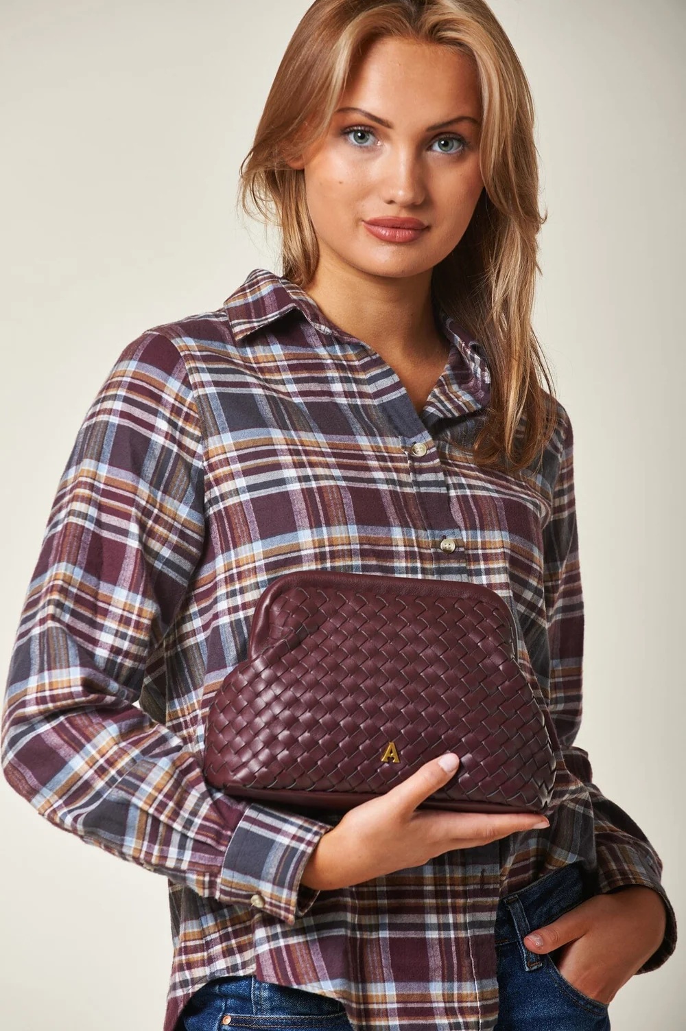 Arnie says - Woven Clutch - Burgundy - Bilde 5