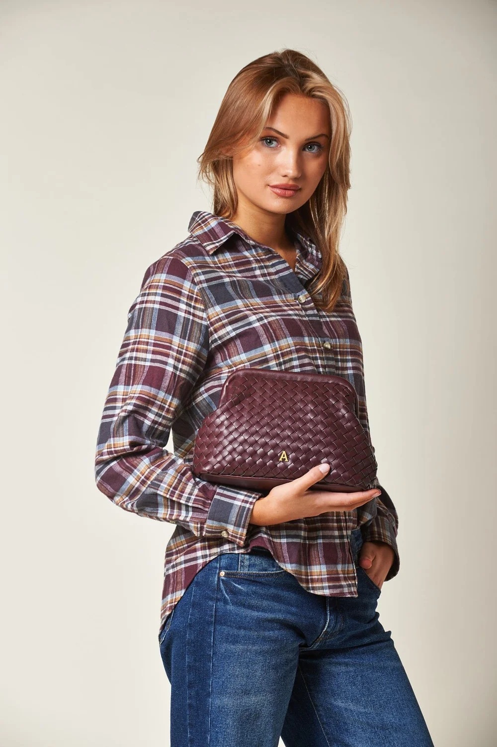 Arnie says - Woven Clutch - Burgundy - Bilde 2